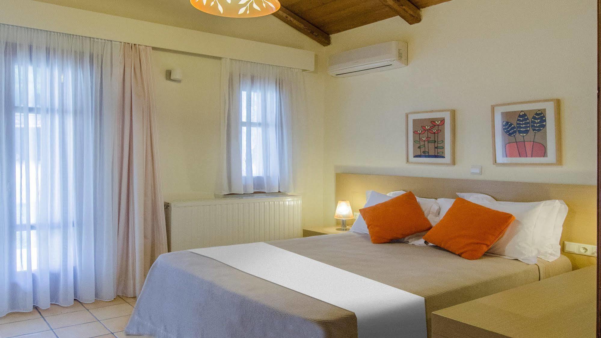 Kaminos Resort Límni エクステリア 写真