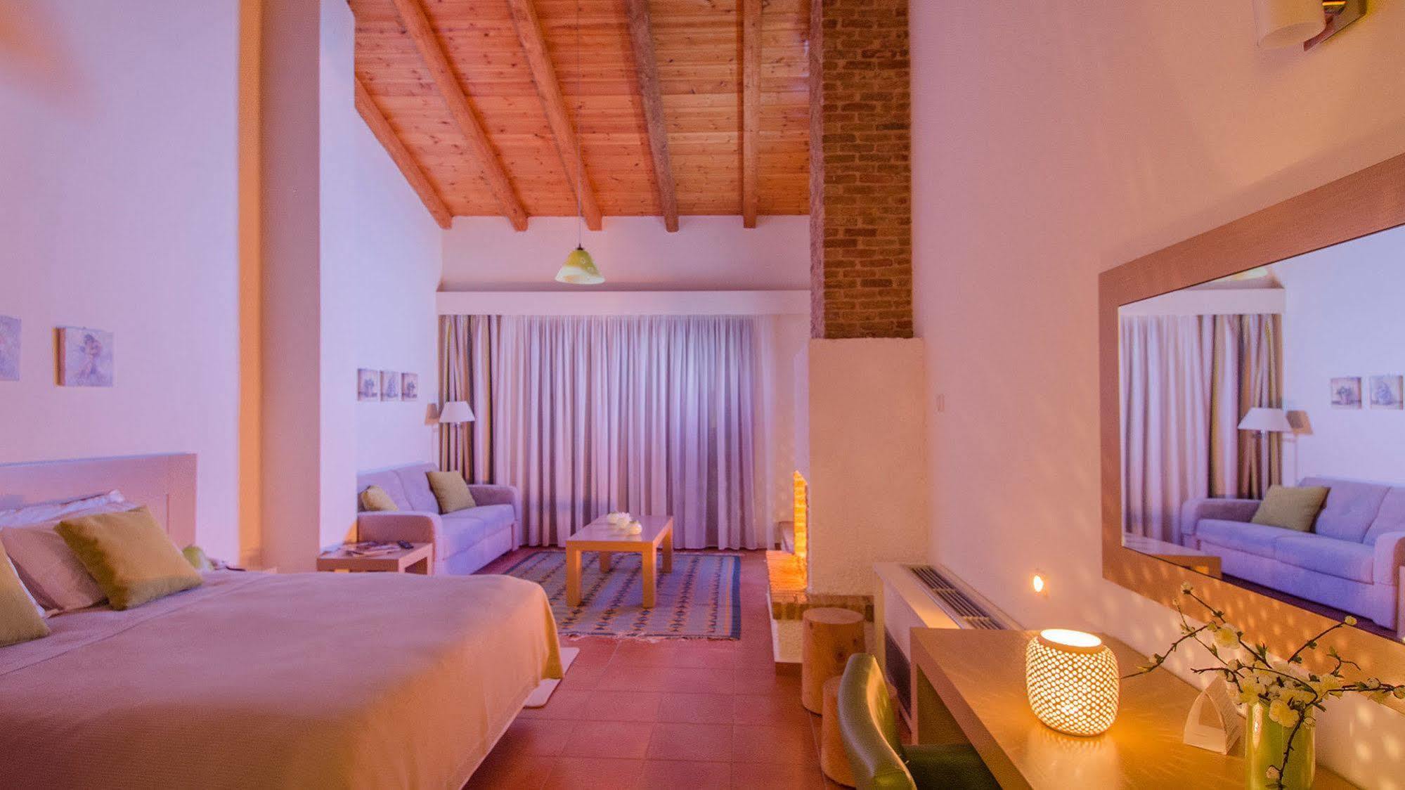 Kaminos Resort Límni エクステリア 写真