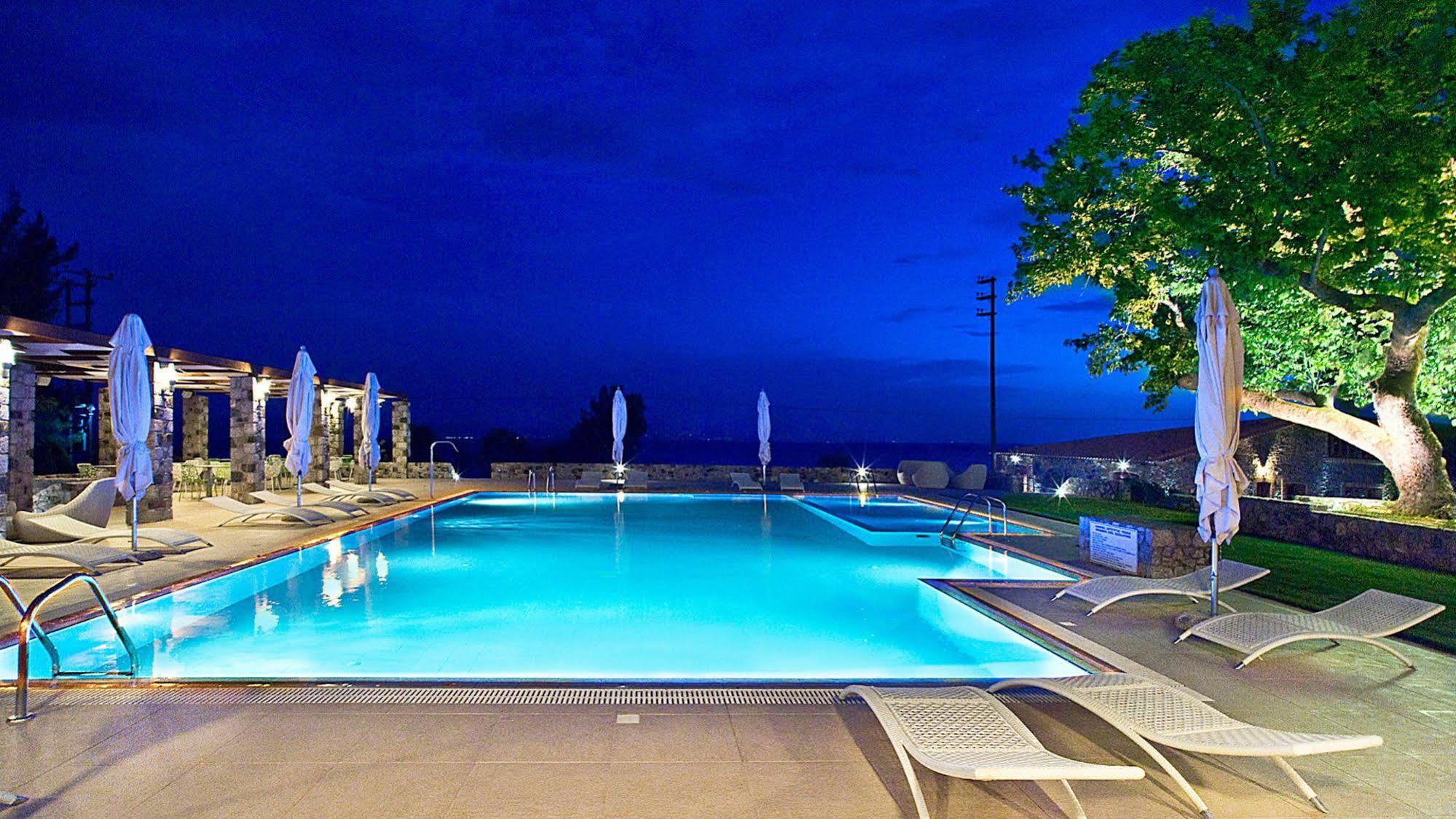 Kaminos Resort Límni エクステリア 写真