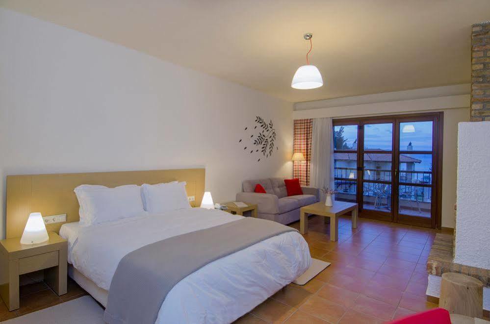 Kaminos Resort Límni エクステリア 写真